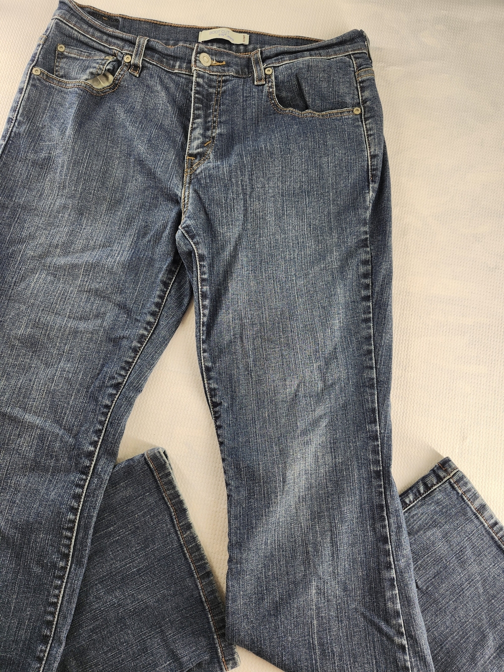 Levi's 515 Women's Mid-Rise Stretch Denim Bootcut Jeans Size 10 M (32X30)